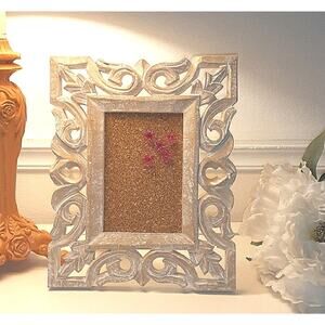 Carved White Wood Picture Frame Desk Mini Bulletin Board Push Pins Office Home